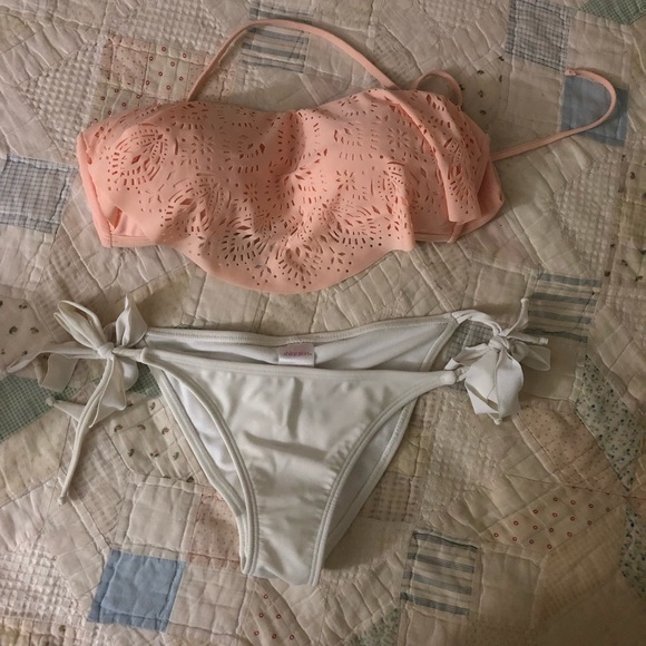 Xhilaration Other - Peach bandeau bikini top and white bikini bottoms